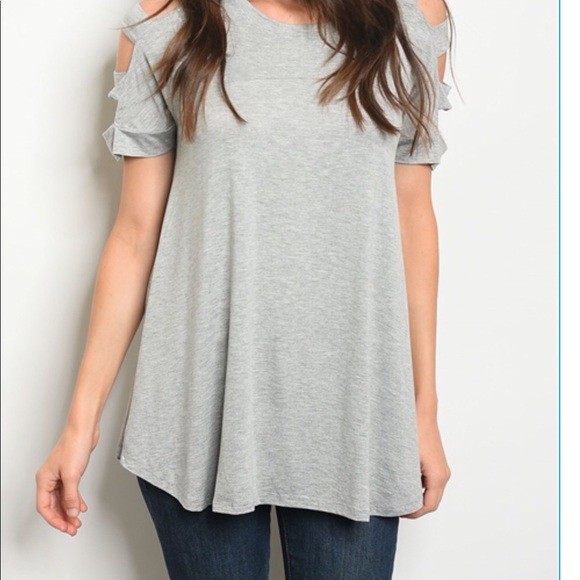 Tops - 🧿NWT GREY SWING TOP